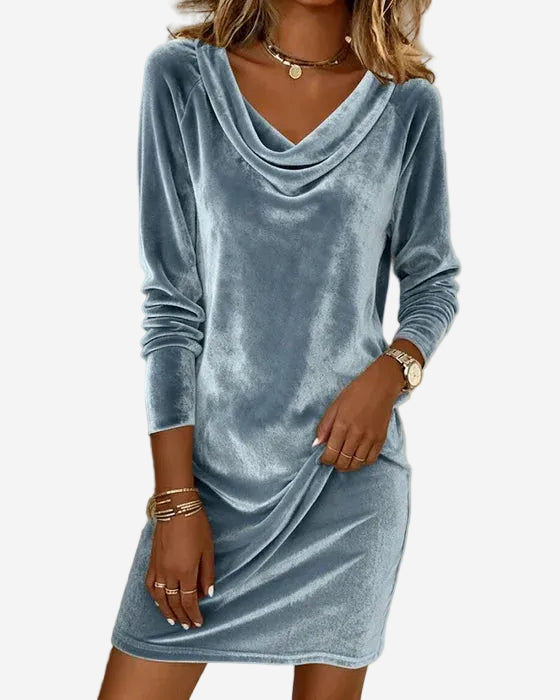 Adria – Flowing Velvet Mini Dress